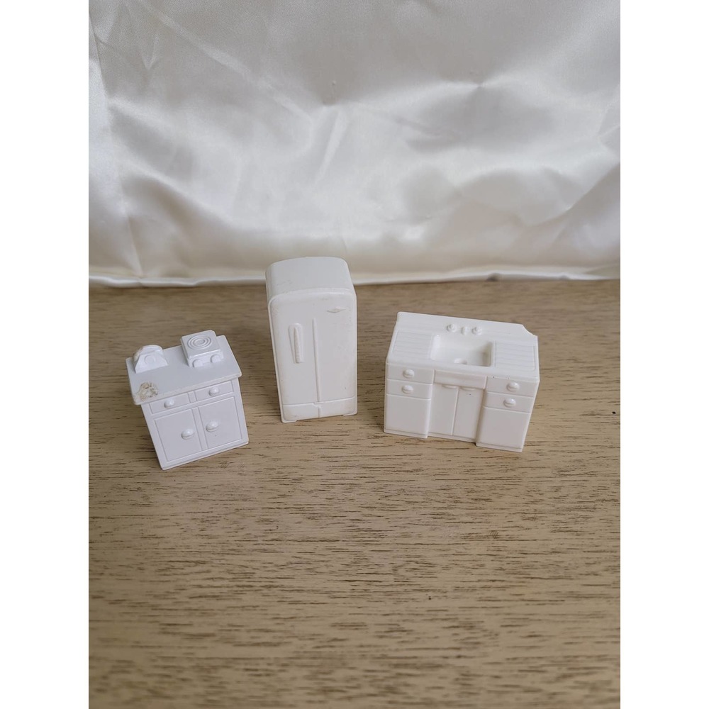 vintage Marx doll house furniture kitchen